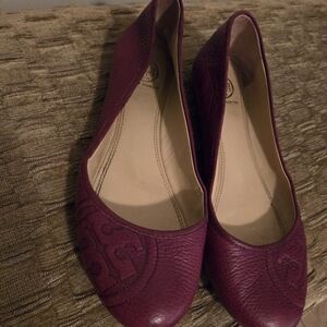 Burgundy leather Tory Burch flats size 9